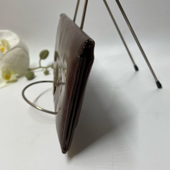 Authentic GUCCI Patent Leather Bifold Long Wallet Brown - Picture 3 of 15